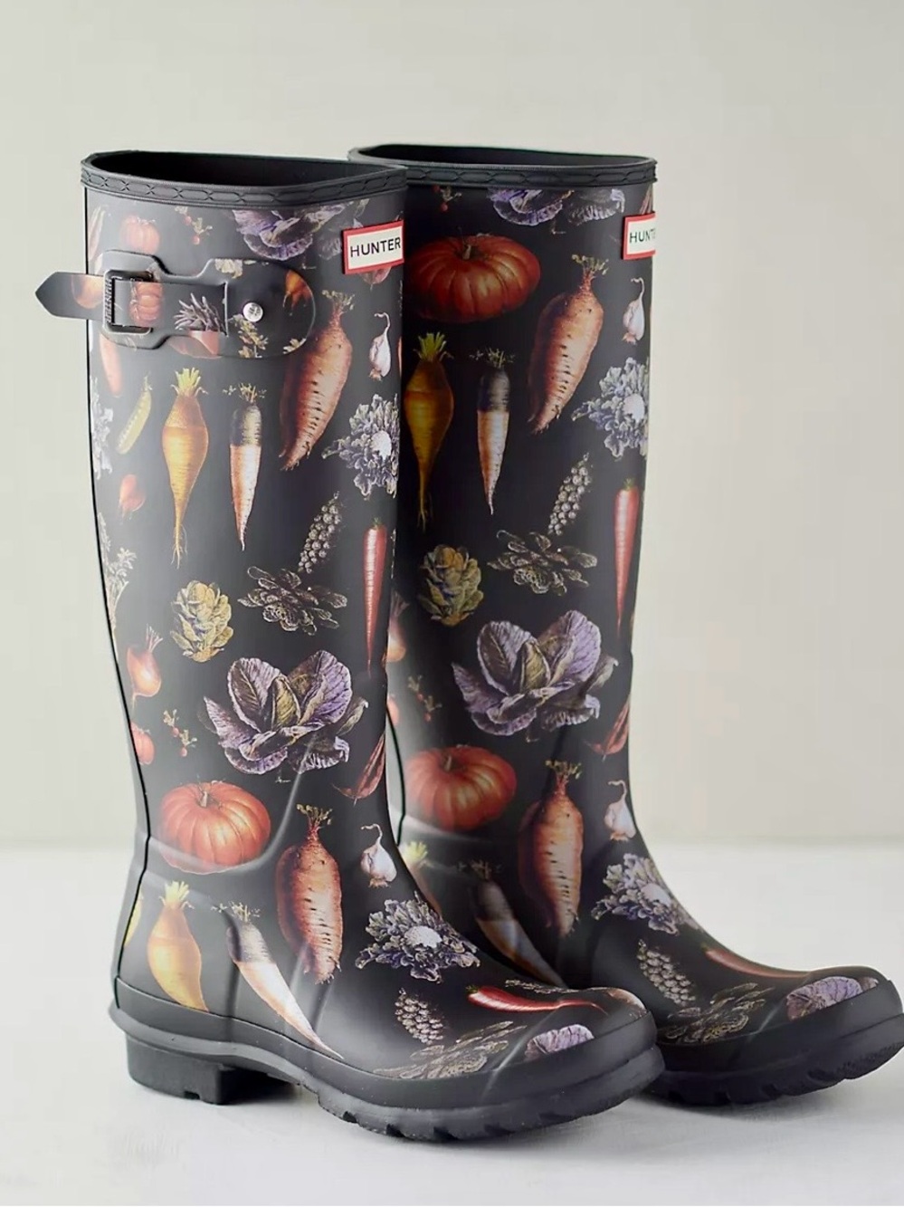 NEW Hunter Anthropologie Peter Rabbit Original Vegetable Boots 6 Limited Edition